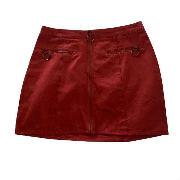 Charlotte Russe Dresses & Skirts - 3/$35🌻 Charlotte Russe Coral Zip Up Mini Skirt